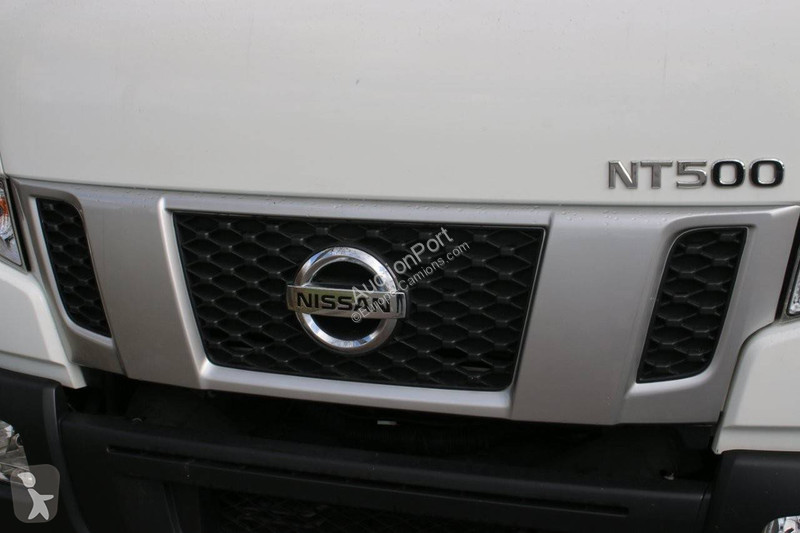 شاحنة Nissan