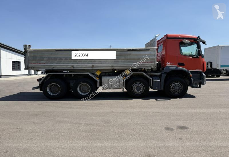 شاحنة Mercedes 3243