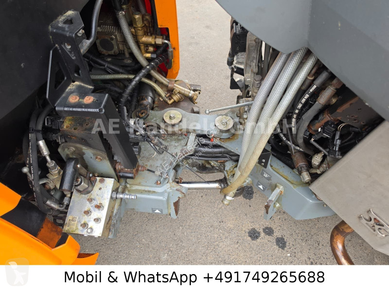 شاحنة  Kärcher MC 130 Plus *4x4/1,3m³/Klima