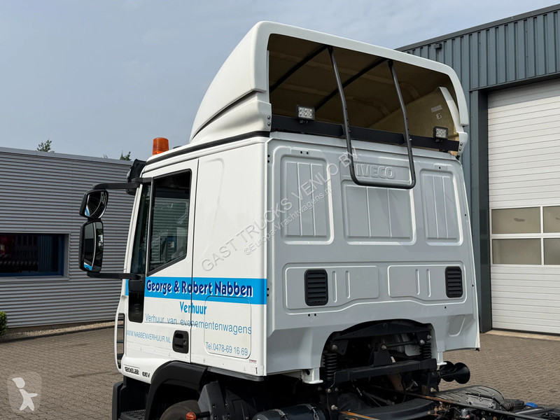 شاحنة Iveco EuroCargo 120 E22 4x2 Chassis Euro...