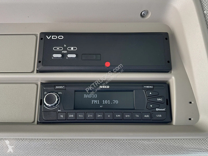 Lastbil Iveco AD380T47WH-3800 Chassis Cabin (13...