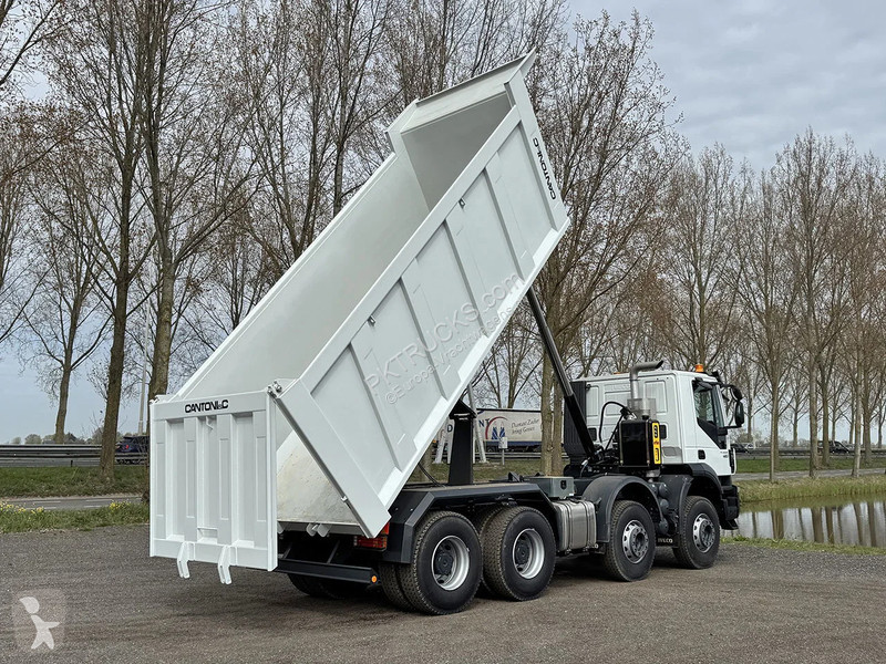 شاحنة Iveco AD410T42H Tipper Truck