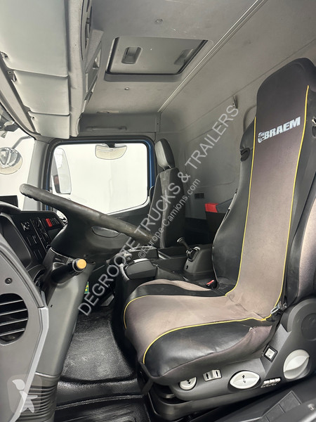Camion Mercedes 1218