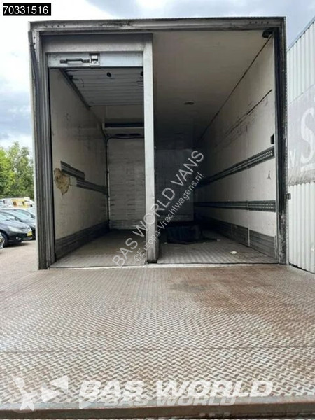شاحنة Volvo FL 240 FL 4X2