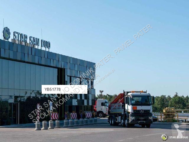 شاحنة Mercedes AROCS 3240 8x4 PALFINGER PK...