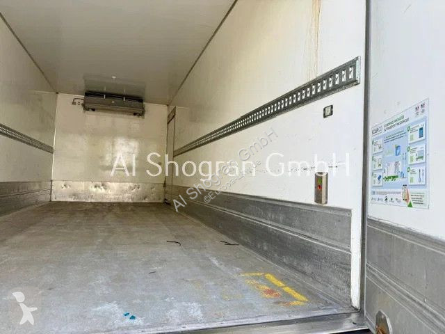شاحنة Renault D 12.220 / Carrier Supra 750 / LBW