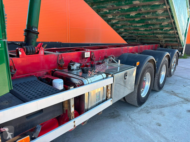 شاحنة Volvo 750 8x4*4 ALUMINIUM TIPPER BODY /...