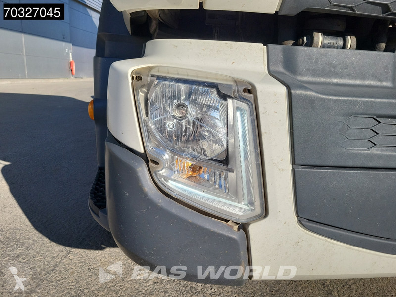 شاحنة Volvo 320  4X2 19t chassis 550cm Radstand...