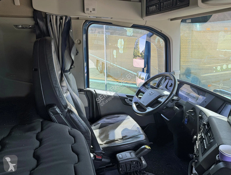 شاحنة Volvo 16650 XL 6X2 FULL AIR FULL OPTIONS...