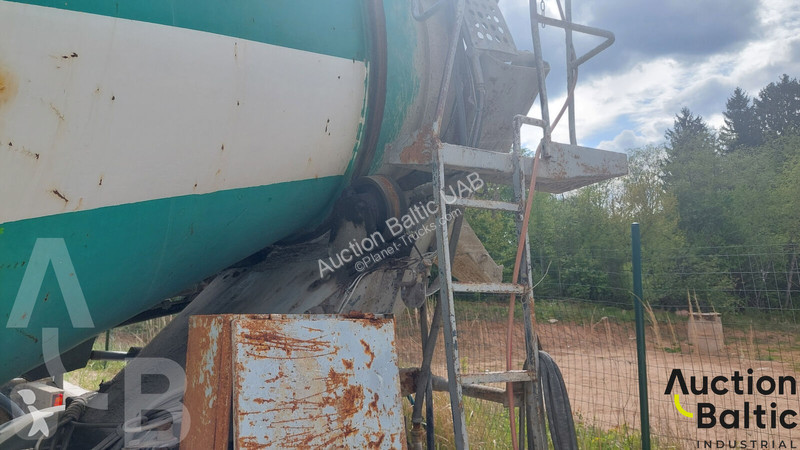 Béton Scania P 94 B