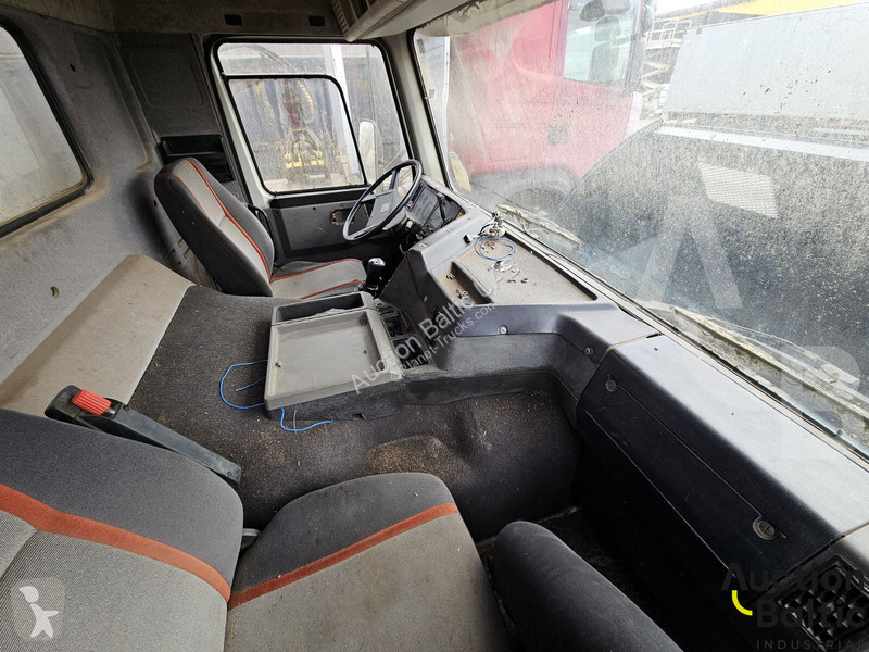 شاحنة Volvo -190