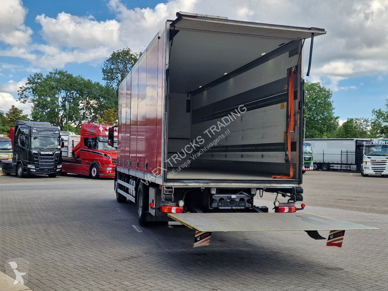 شاحنة Mercedes 1827 4x2 Box with sidedoors -...