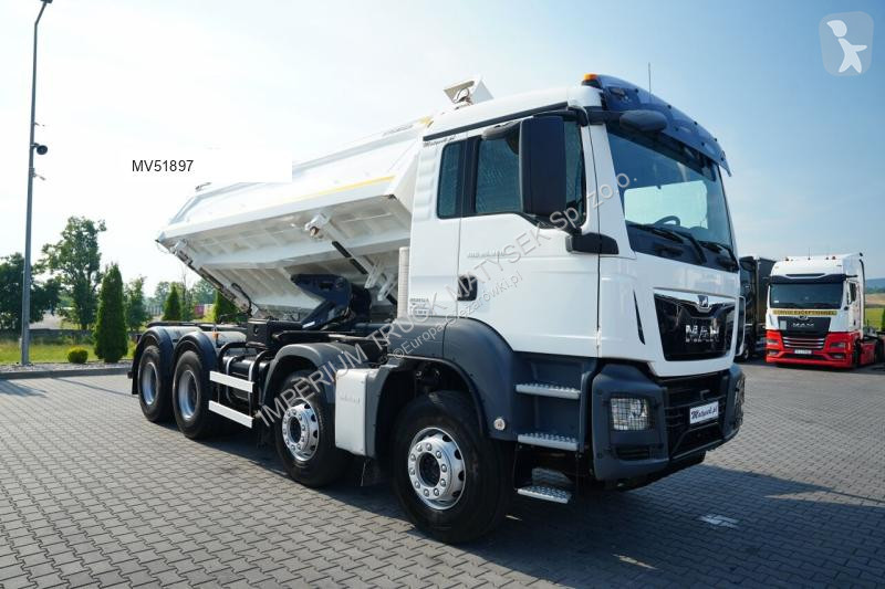 Грузовик MAN TGS 35.420
