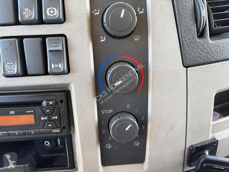 Грузовик Volvo 12250 + THERMO KING T-1000 R +...