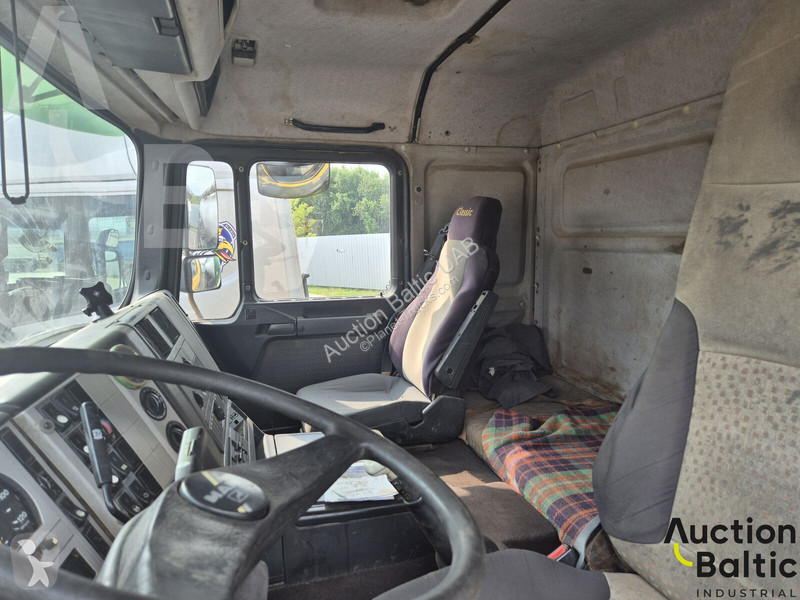 شاحنة MAN T42
