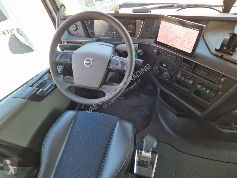 شاحنة Volvo 13500 6x2*4 - XL - Thermoking frigo...
