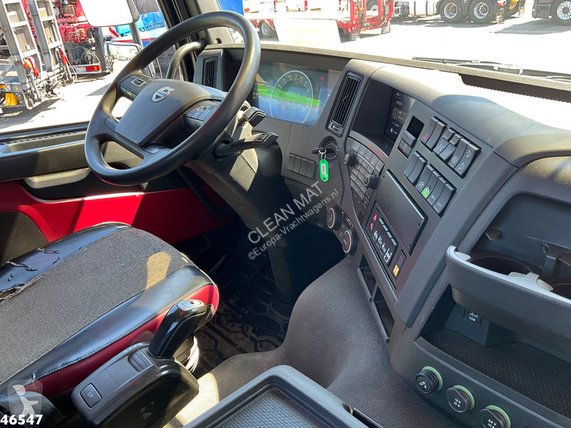 Camion Volvo 420 6x6 VDL 30 Ton haakarmsysteem...