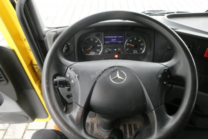 Vrachtwagen Mercedes Atego 816 Möbelkoffer