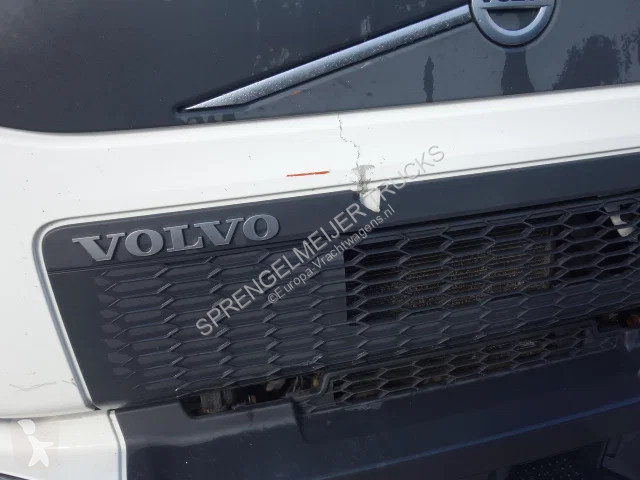 شاحنة Volvo 210