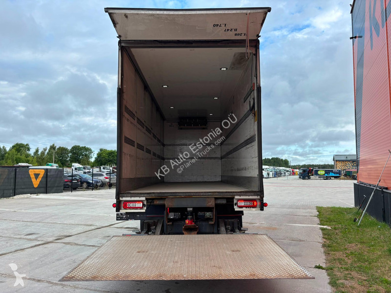 Camion Volvo 370 6x2*4 RETARDER / SUPRA 850 /...