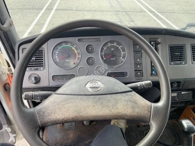 Camión Nissan