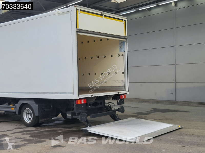 شاحنة Mercedes 816 4X2 8tonner 1000kg...