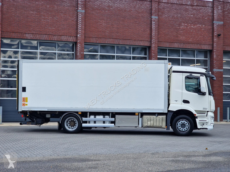 شاحنة Mercedes 1824 4x2 - Thermoking Spectrum...