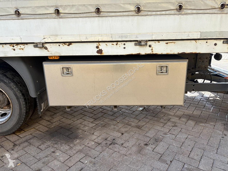 Грузовик Iveco 120E28 + DHOLLANDIA LOADLIFT +...