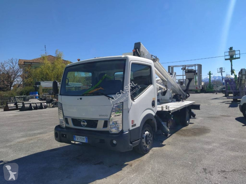 Camión Nissan HX195