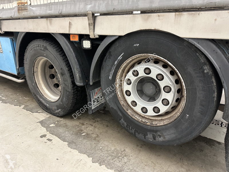 Camion Volvo 420 - 6x2
