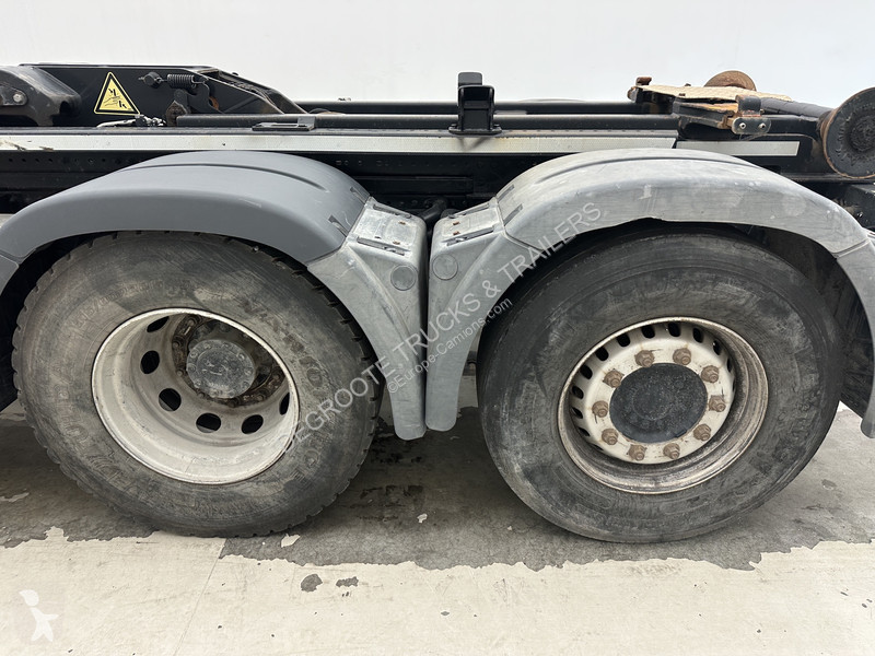 Vrachtwagen MAN 470 - 6x2