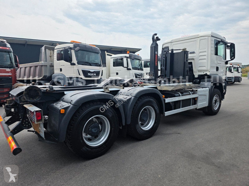 Camion MAN 33.470 / 6X4 / Hiab /33ton Chassis/...
