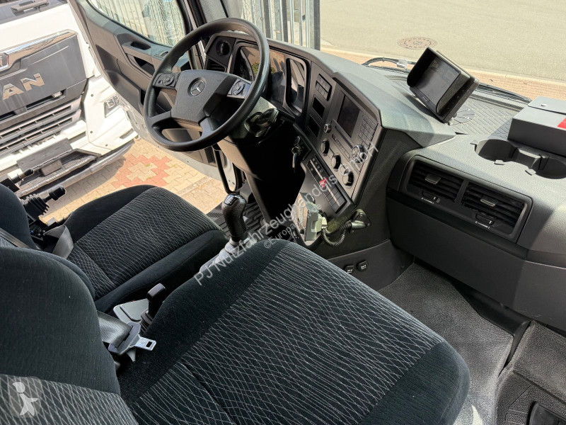 Camion Mercedes 3342 6X6 Palfinger 30002