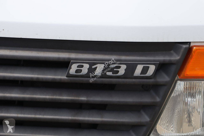 Camion Mercedes 813D