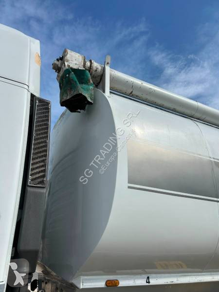 Vrachtwagen Iveco