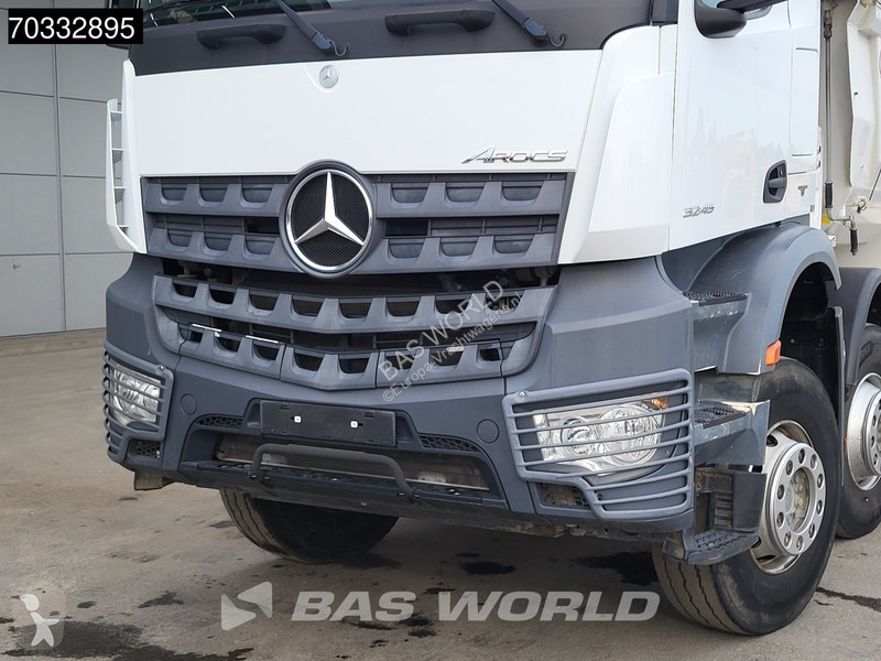 Vrachtwagen Mercedes 3245 8X4 16m3 tipper...