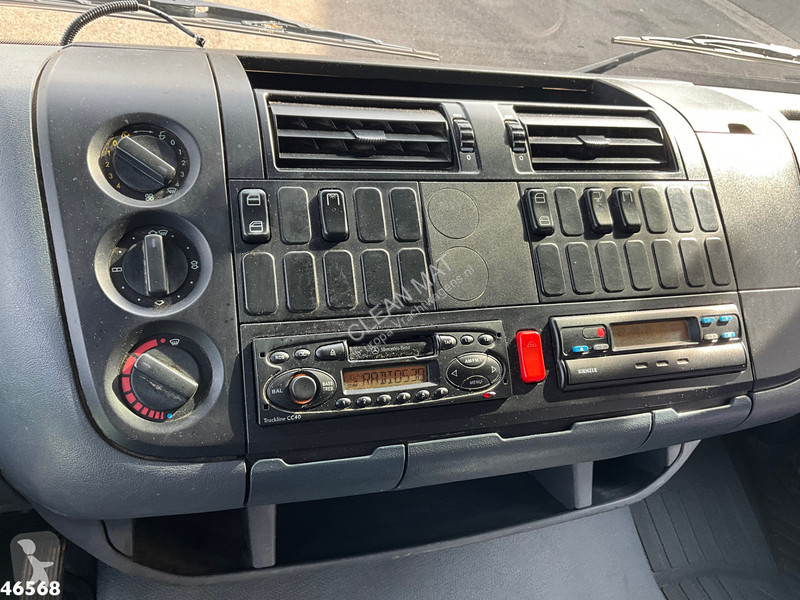 Camión Mercedes 818 Fassi 4 Tonmeter laadkraan