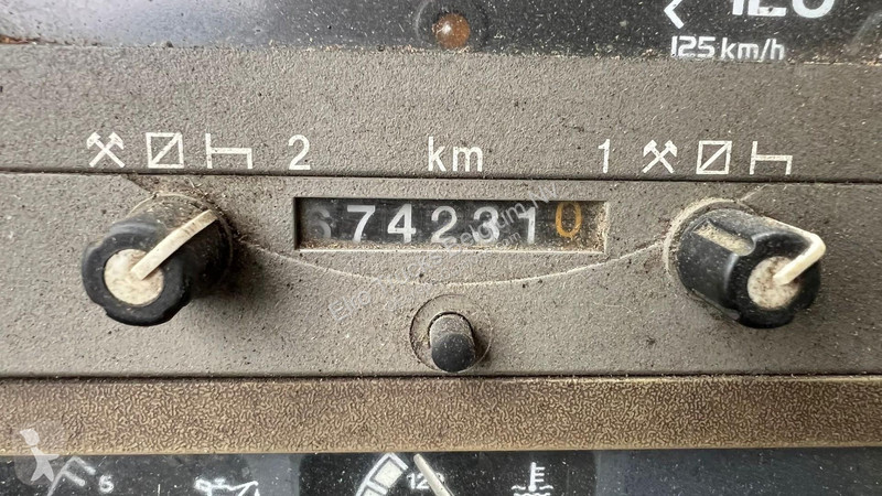 Vrachtwagen MAN (MANUAL PUMP / LAMES / BIG AXLE...