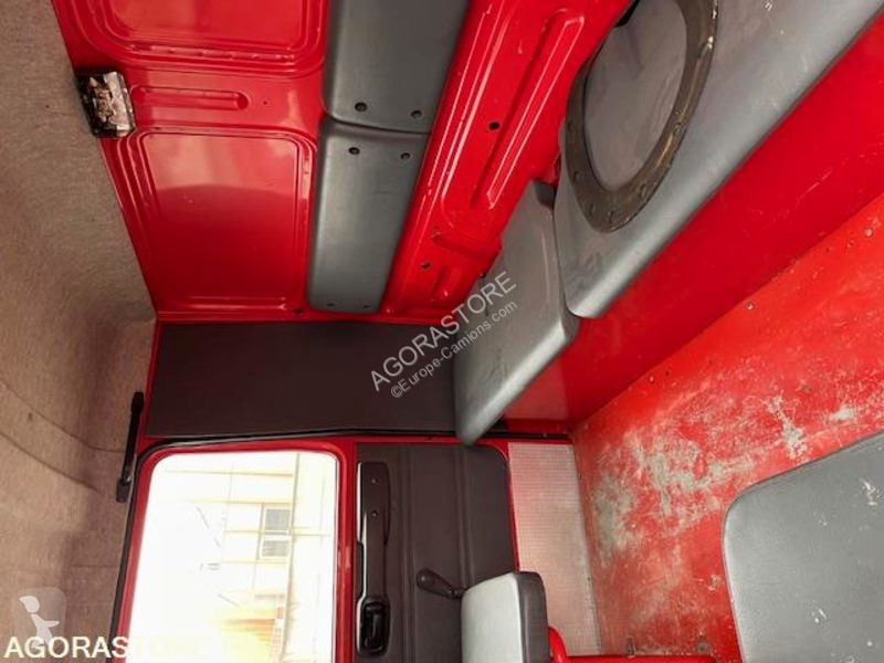 Camion Renault M180