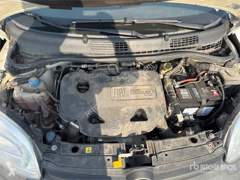 Комерційні автомобілі Fiat Panda