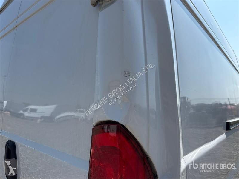 Camión Opel 2.2 103 KW KA L4H2 Van Truck