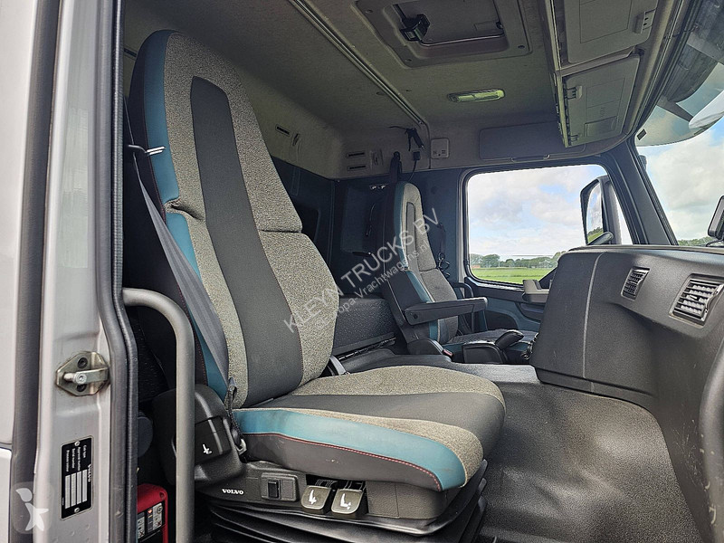 Camion Volvo Palfinger PK 34002SH