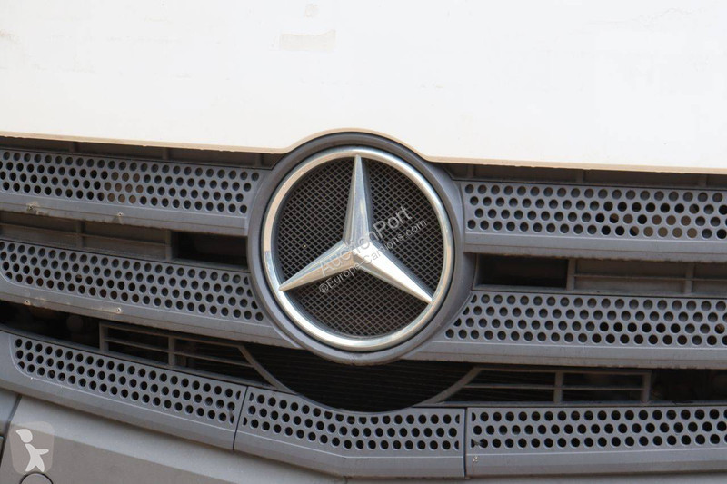 Camión Mercedes 2024
