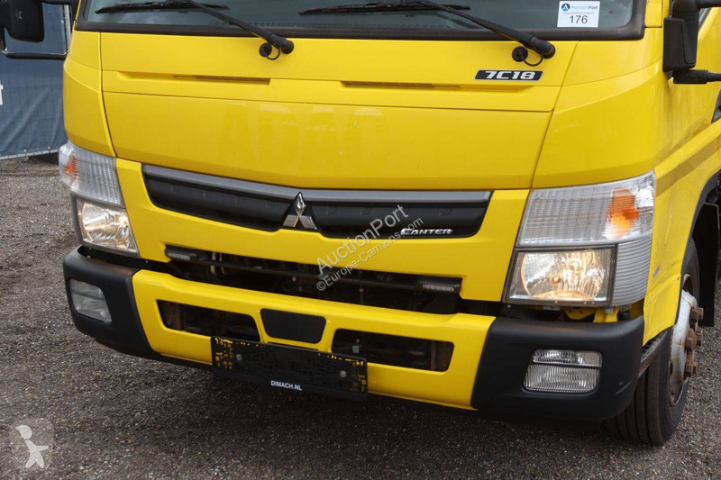 Camión Mitsubishi 7C18