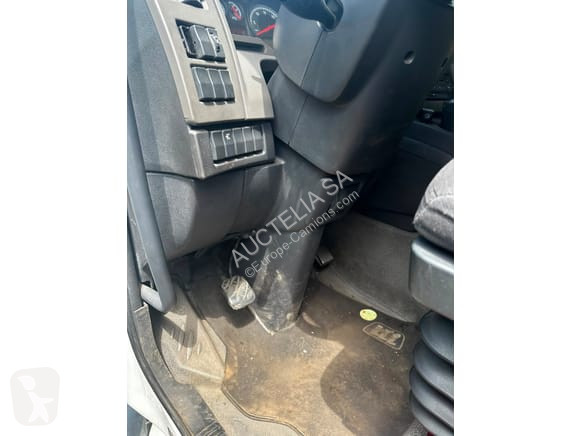 Camión Renault 220 DXI