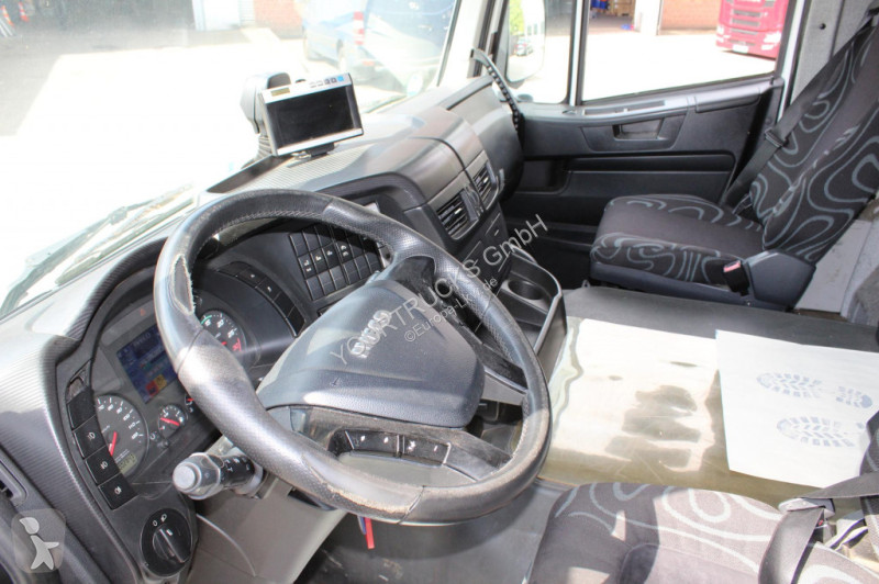 Camión Iveco 400 E6 TK T-1200R Lenkachse Strom...
