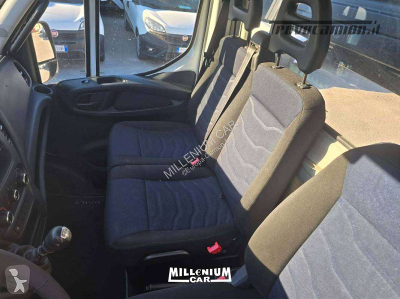 Camión Iveco 35-12 RIBALTABILE TRILATERALE 2017