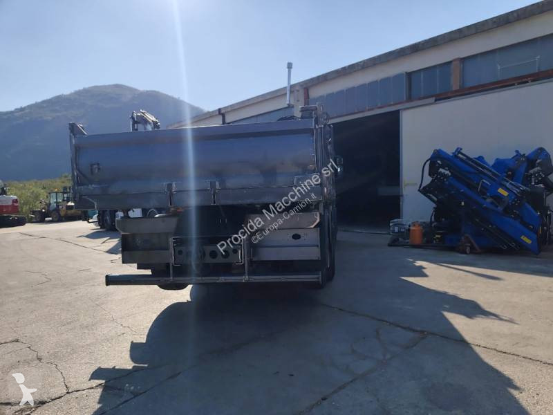 Camión Iveco AD 260 S 31 X/P