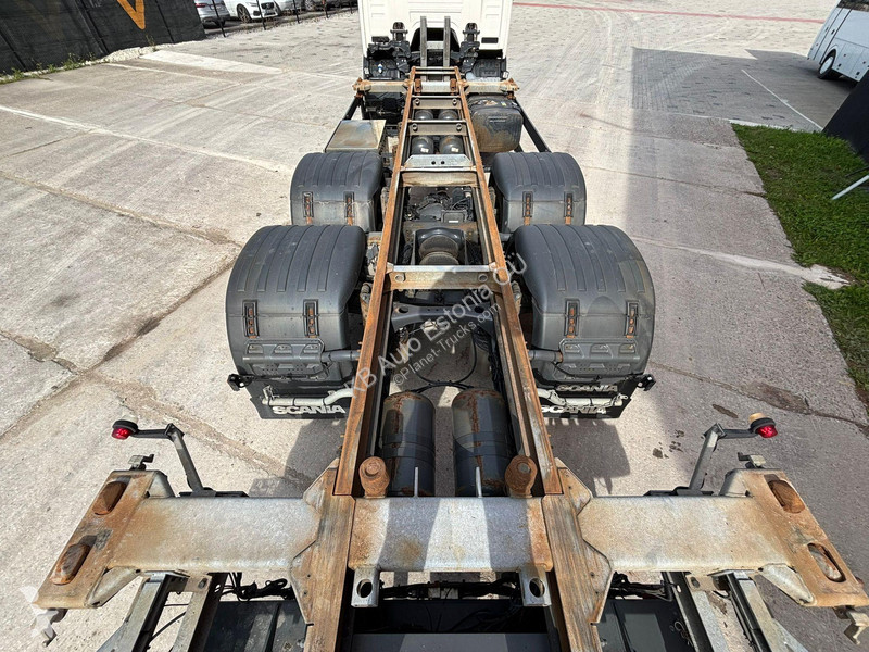 Camión Scania P 500 6x2*4 9 TON FRONT AXE /...