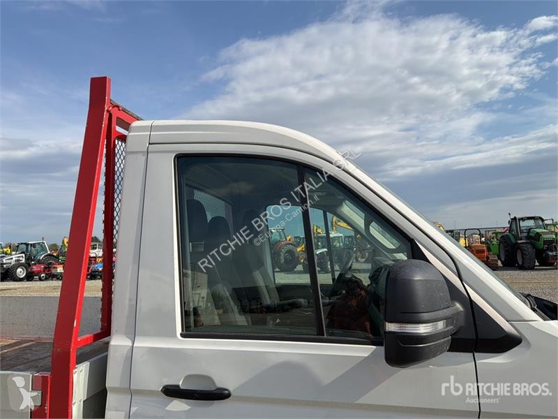 Volkswagen CRAFTER 35 Flatbed Truck truck